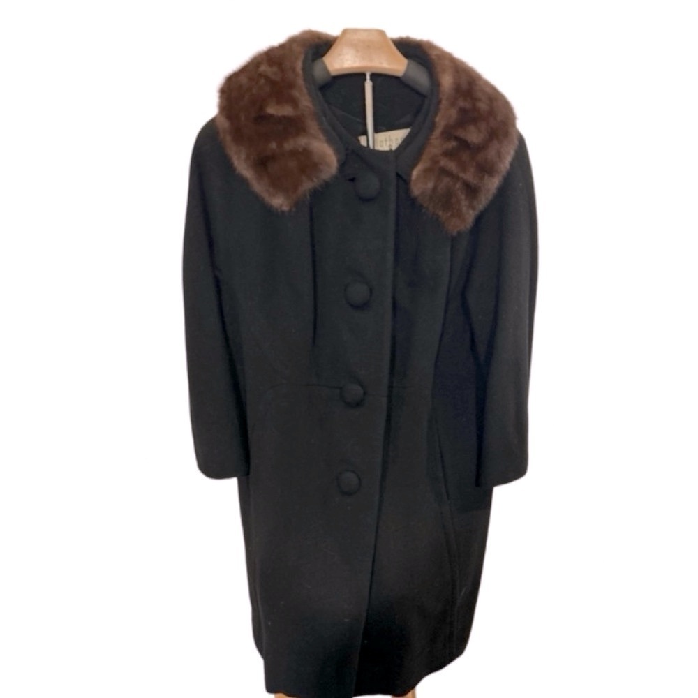 ✅ Vintage 100% Cashmere Coat with Mink Fur Collar!